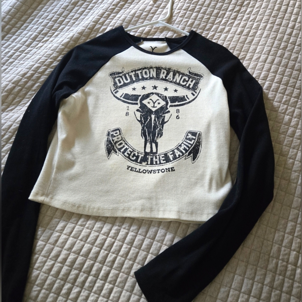 Yellowstone Dutton Ranch Ribbed Graphic Top